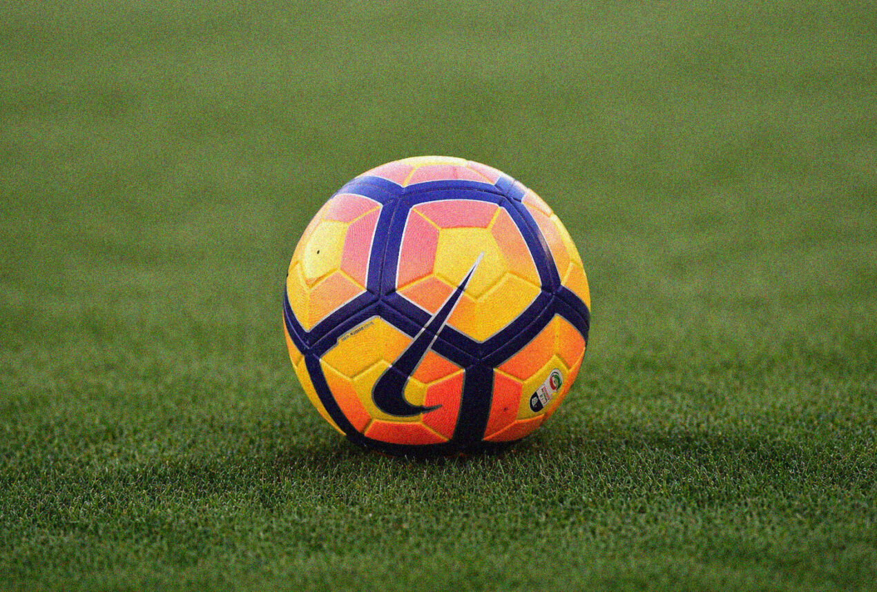 Diritti TV alla Lega Calcio, niente più Sky e DAZN: la proposta di De Laurentiis
