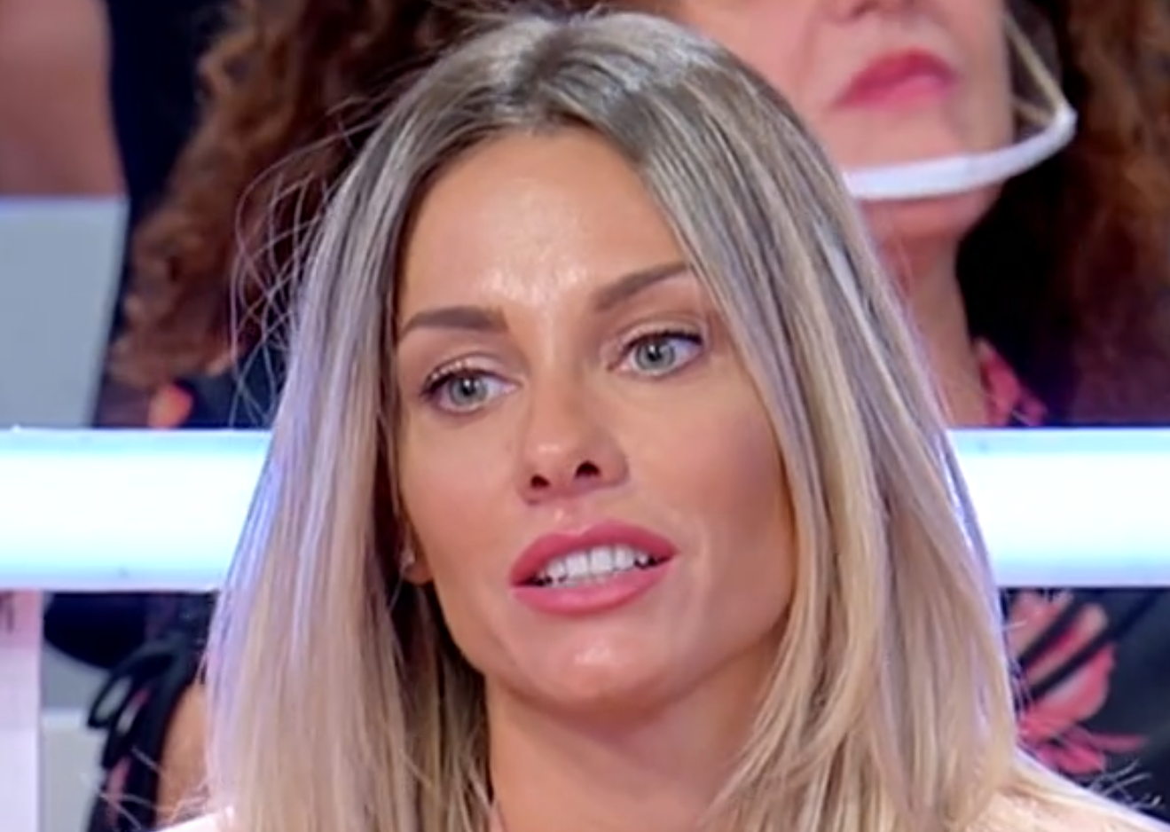 Anticipazioni Uomini e Donne: Gemma in lacrime, Lucrezia finalmente ha scelto