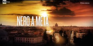 Nero a metà