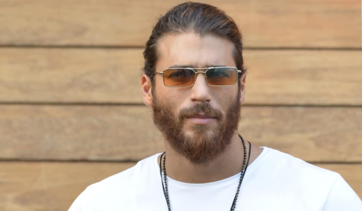Can Yaman in Italia per girare lo spot della De Cecco