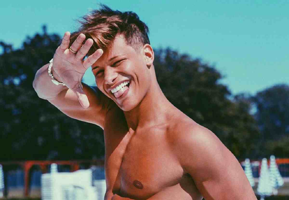 Chi è Denis Dosio, l’italo-brasiliano star su TikTok