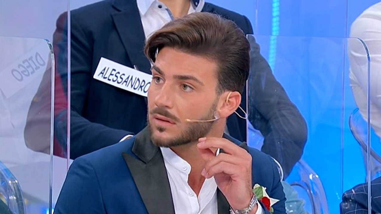 Uomini e donne, anticipazioni 11 novembre: Nicola spiazza tutti!