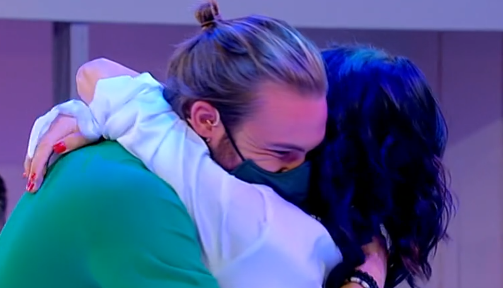 Uomini e Donne, la scelta di Jessica Antonini tra lacrime e applausi (VIDEO)