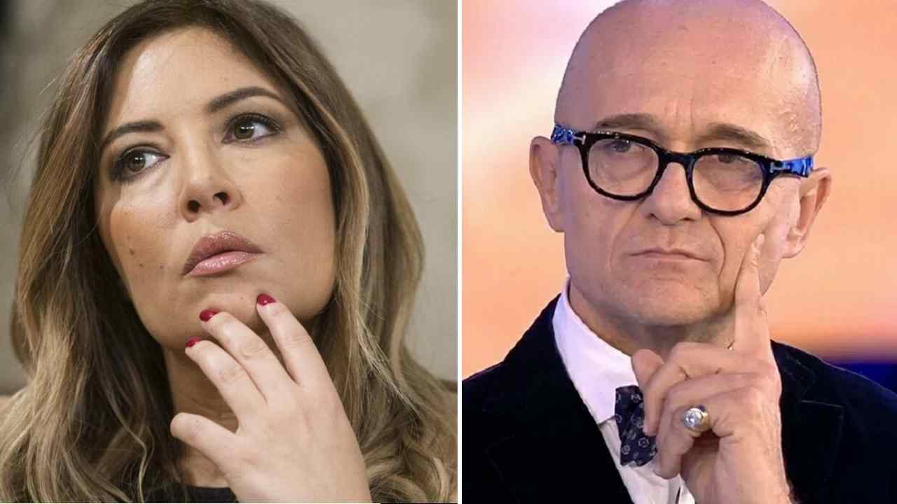 Selvaggia Lucarelli contro Signorini: ‘Se sei sordo non fare il conduttore’