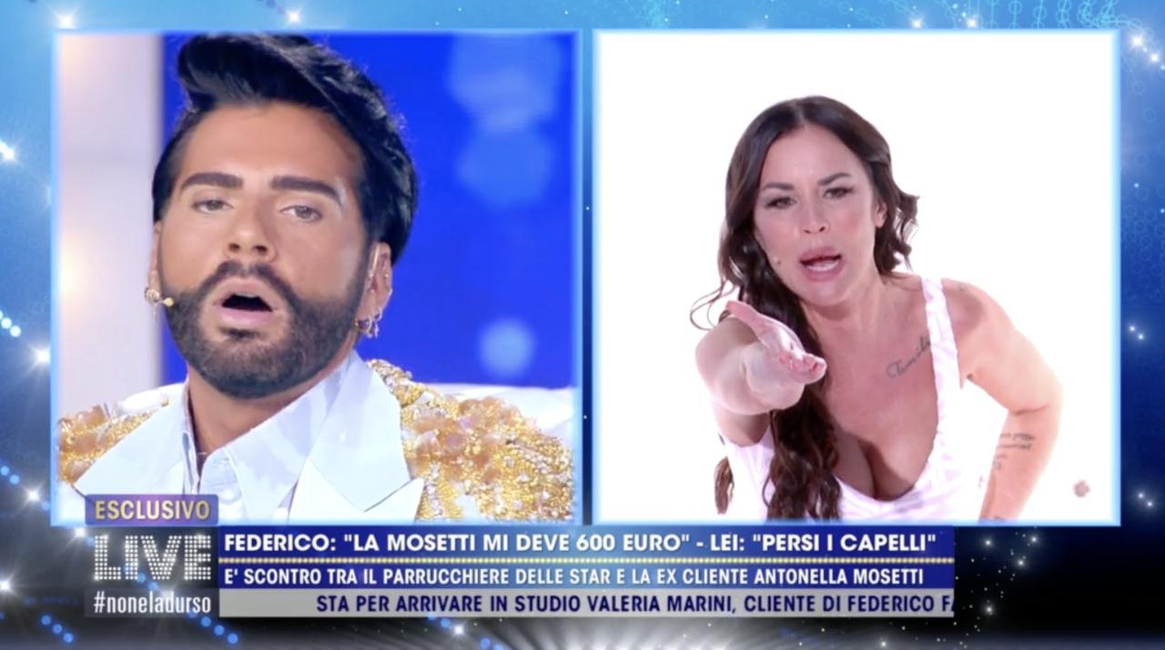 Antonella Mosetti e Federico Fashion Style, nuovo scontro a Live Non è la D’Urso: ‘Perecottaro, ti ho pagato in nero’
