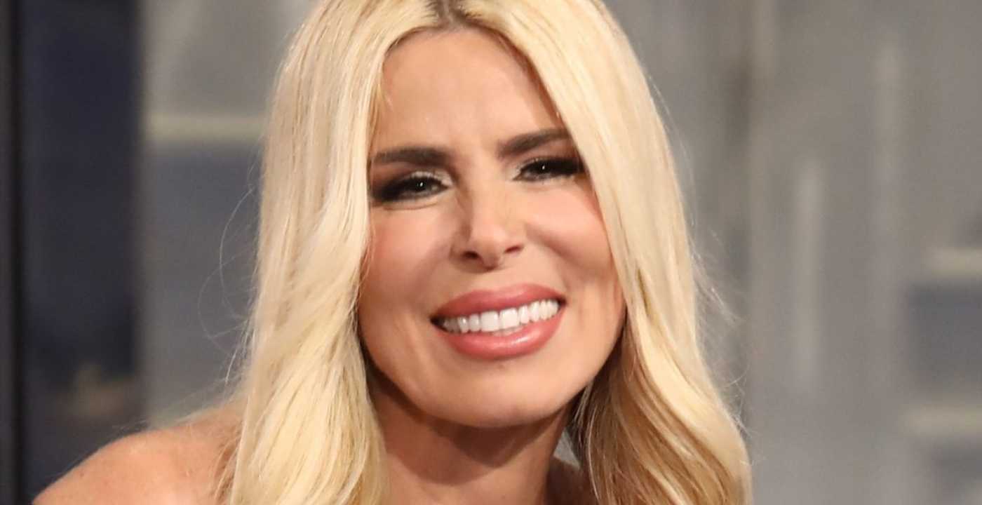 Loredana Lecciso sarebbe dovuta essere opinionista al GF Vip: “Signorini è sparito”