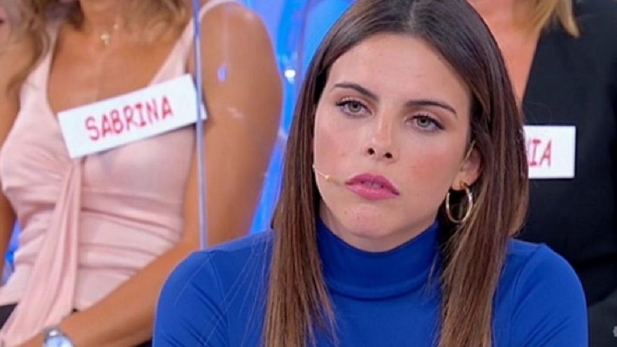 Uomini e donne, Selene difende Beatrice dopo le sue lacrime nell’ultima puntata