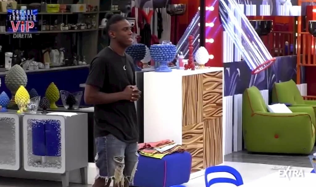 Enock ha cantato l’Ave Maria