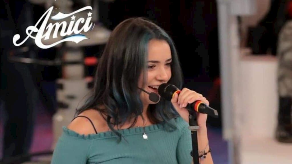 Federica La Rocca, chi è la cantante nissena di Amici 20