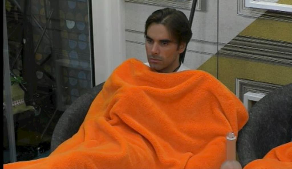 “Massimiliano Morra non saluta nessuno”, il retroscena dal backstage del Grande Fratello Vip “Massimiliano Morra non saluta nessuno”, il retroscena dal backstage del Grande Fratello Vip