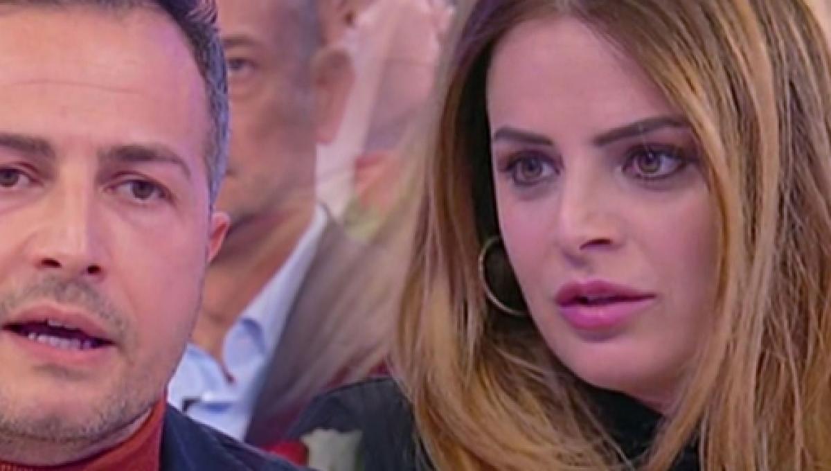 Uomini e donne, anticipazioni 2 dicembre: Roberta si infuria con Riccardo