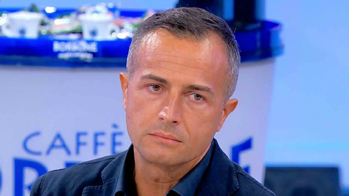 Uomini e donne, Riccardo smaschera Roberta: ecco cosa è successo Uomini e donne, Riccardo smaschera Roberta: ecco cosa è successo