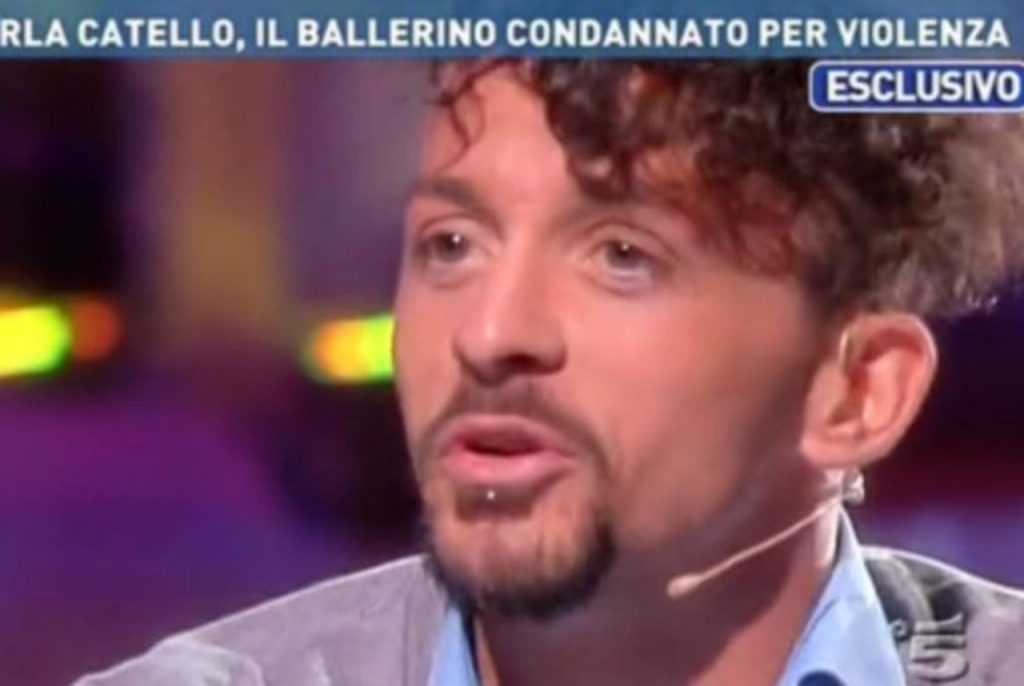 Amici di Maria De Filippi, ex allievo arrestato per stupro