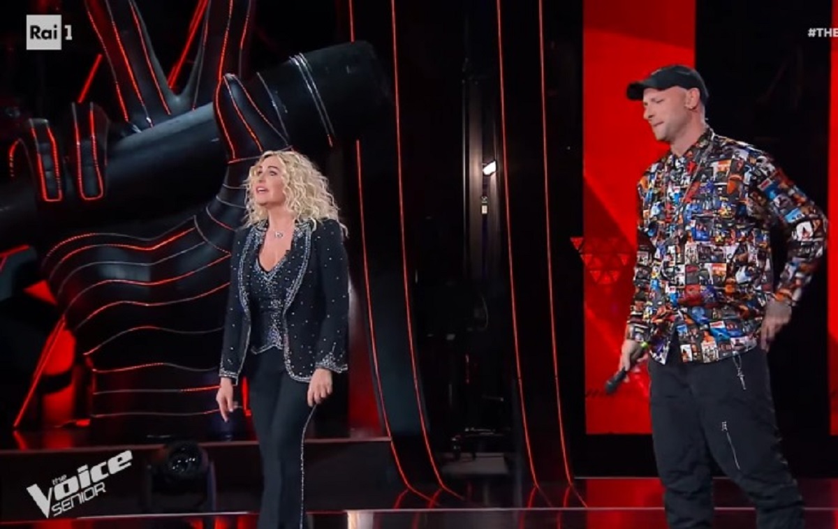 The Voice Senior, Clementino è l'ultimo a completare la squadra: la sua penitenza (Video)