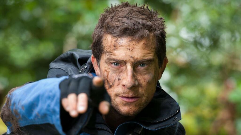 Bear Grylls torna su Netflix con Scuola di sopravvivenza: Missione Safari