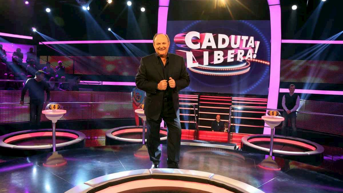 Come partecipare a Caduta libera, il quiz televisivo su Canale 5