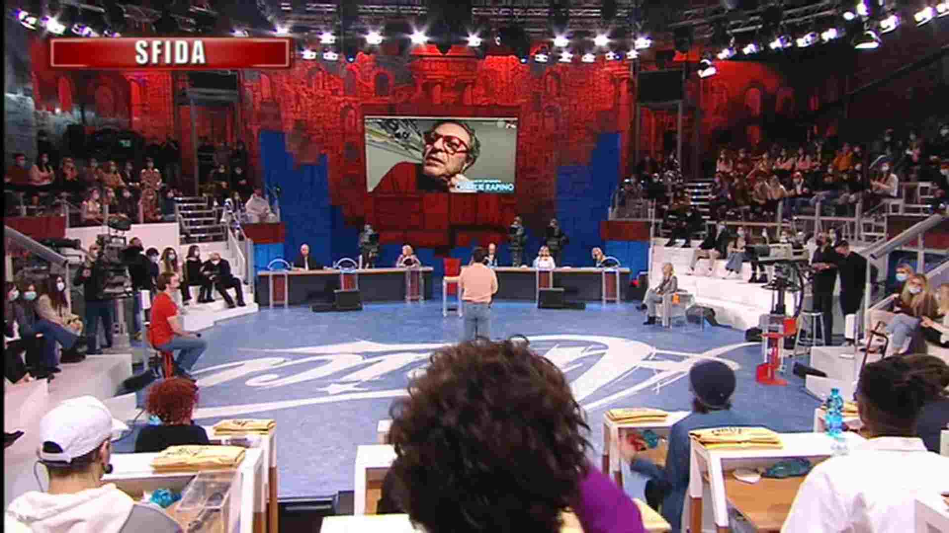 Amici 20, sfida di canto tra Leonardo e Sergio: ecco chi ha vinto