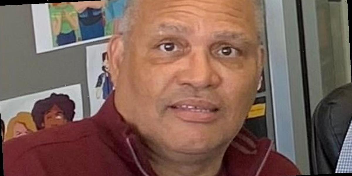 Simpson, muore lo scrittore Marc Wilmore a 57 anni: era malato di Covid