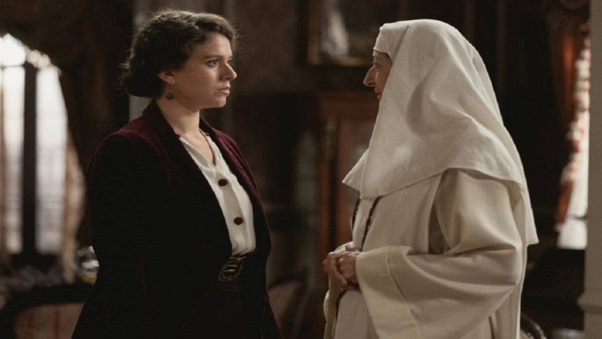 Una vita, anticipazioni Spagna: Ursula si rinchiude in convento