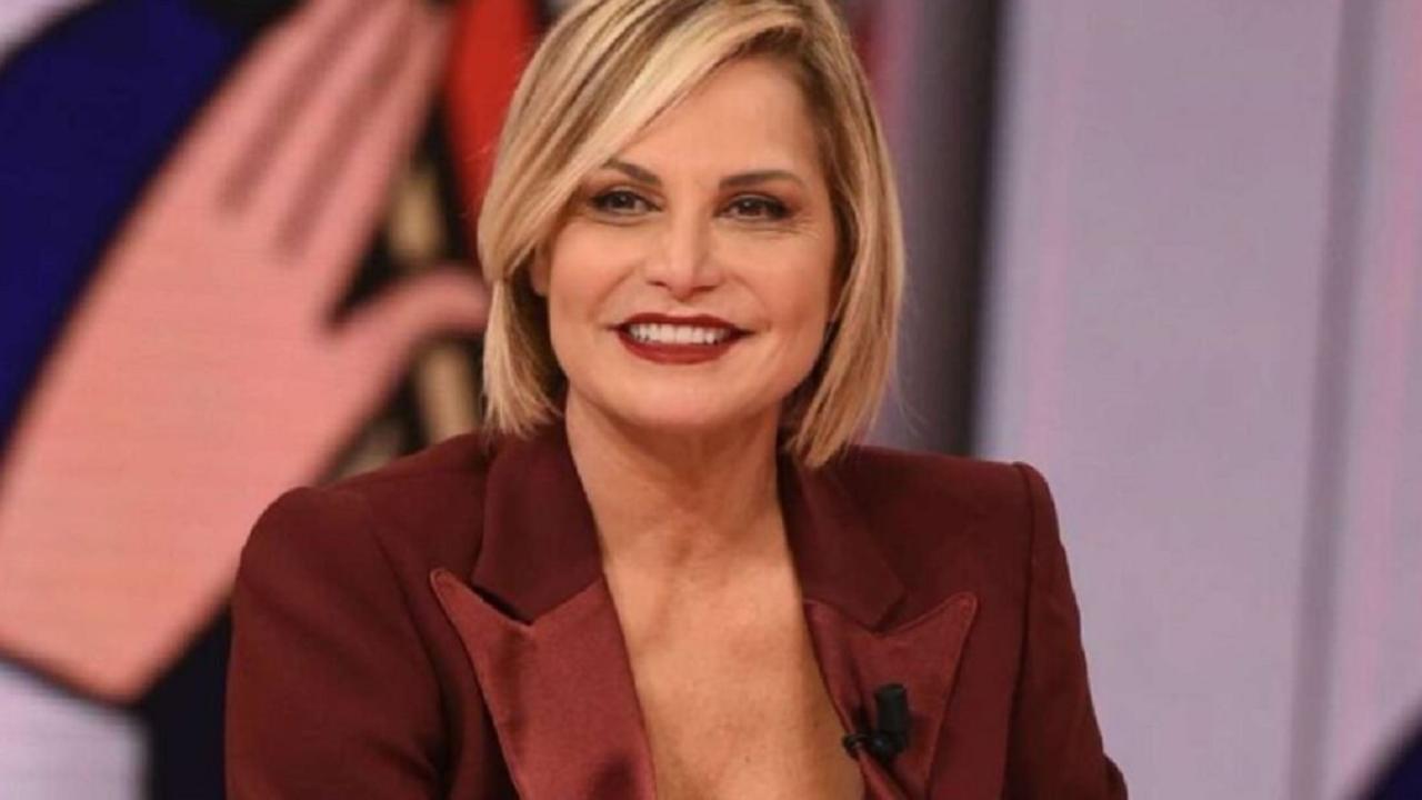 Simona Ventura pronta a debuttare con un nuovo programma: tutti i dettagli