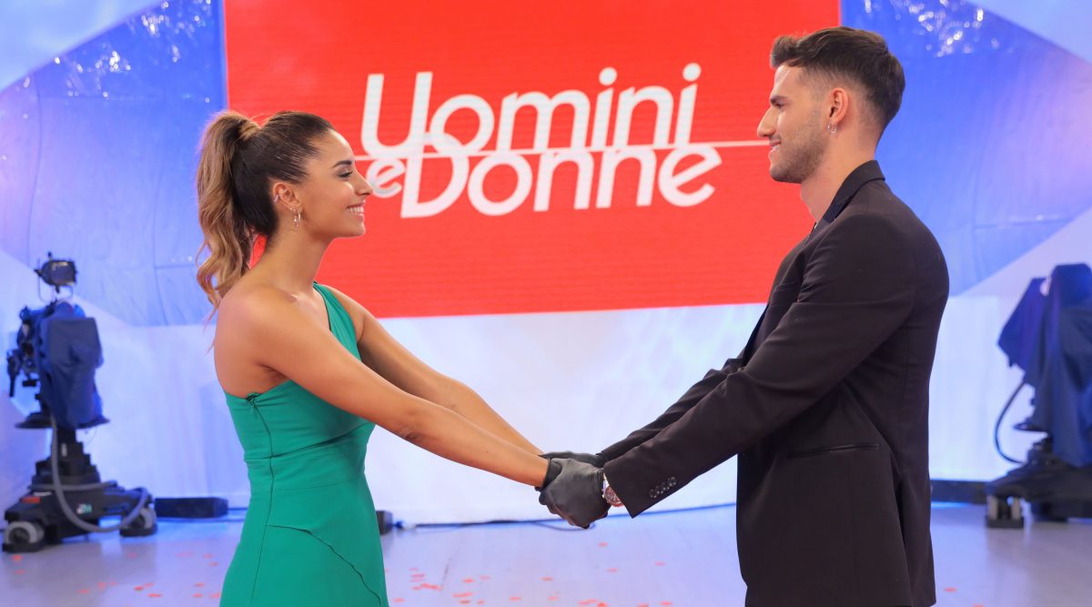Uomini e Donne, la tronista Sara Shaimi e Sonny Di Meo sono tornati insieme