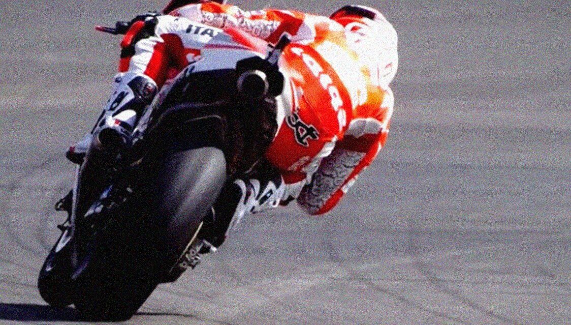 Potete guardare i primi GP di Formula 1® e MotoGP™ a soli 9 euro con Sky Q