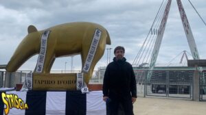 Tapiro d'Oro gigante per Agnelli post Superlega