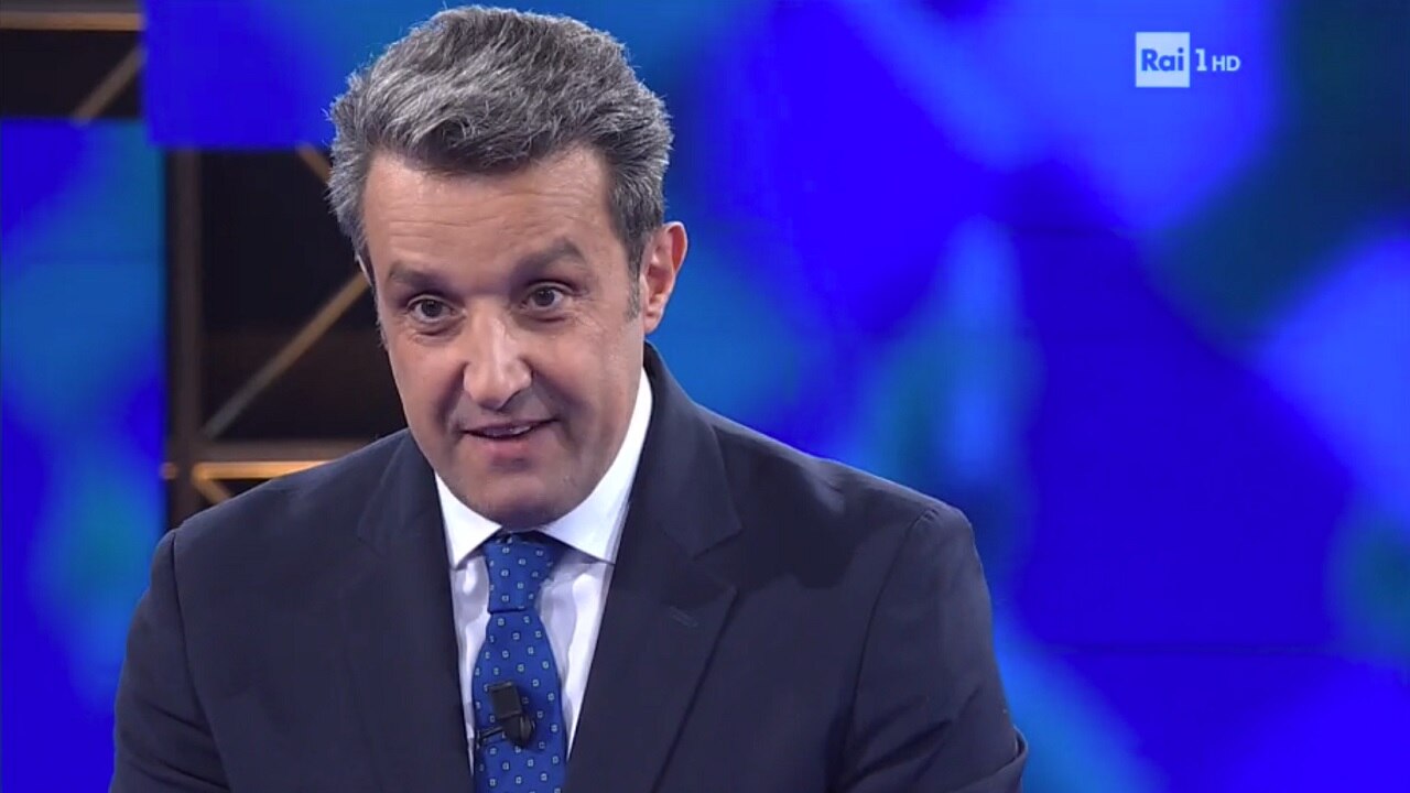 Il pranzo e servito flavio insinna
