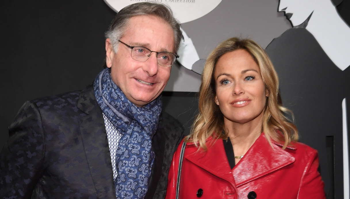 Paolo Bonolis è in crisi con Sonia Bruganelli? Il conduttore svela tutto