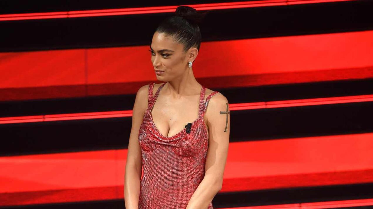 Elodie probabilmente al posto di Alessia Marcuzzi a Le Iene. L'indiscrezione.