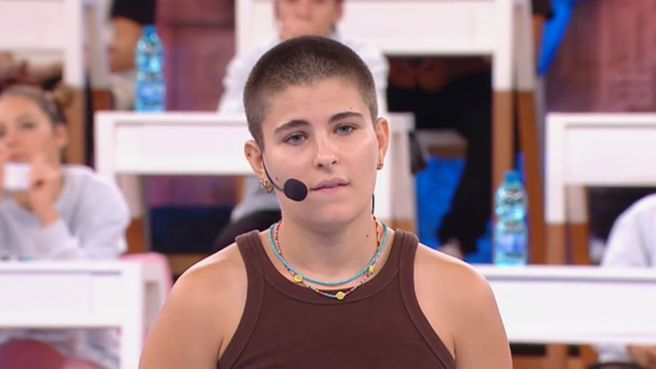 Nicol, chi è la cantante di Amici 21