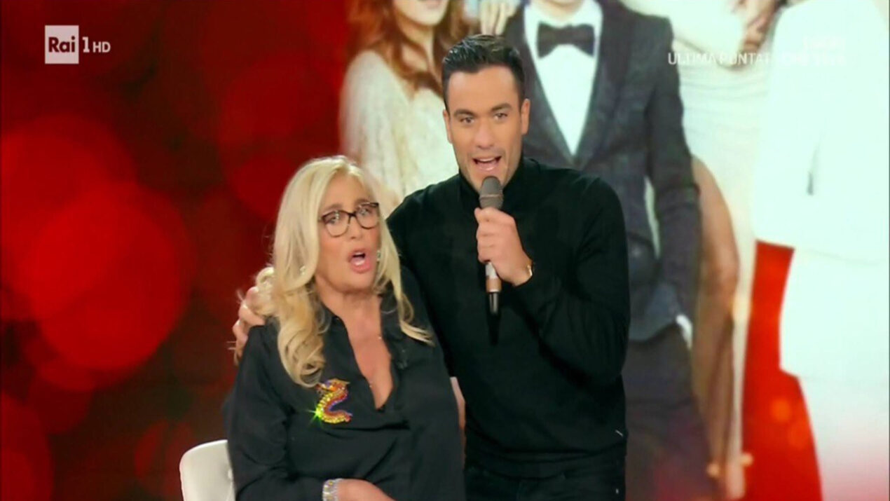 Domenica In, chiude lo show di Pierpaolo Pretelli: Mara Venier svela i motivi