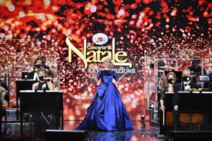 Concerto di Natale in Vaticano su Canale 5 - Federica Panicucci conduttrice