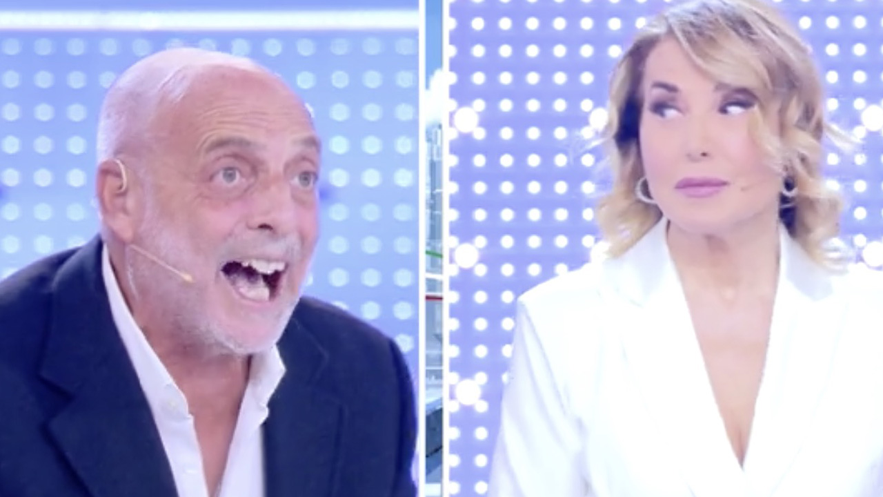 Pomeriggio 5, Paolo Brosio show e Barbara D’Urso sbotta: “Non mi rispondi così” Pomeriggio 5, Paolo Brosio show e Barbara D’Urso sbotta: “Non mi rispondi così”