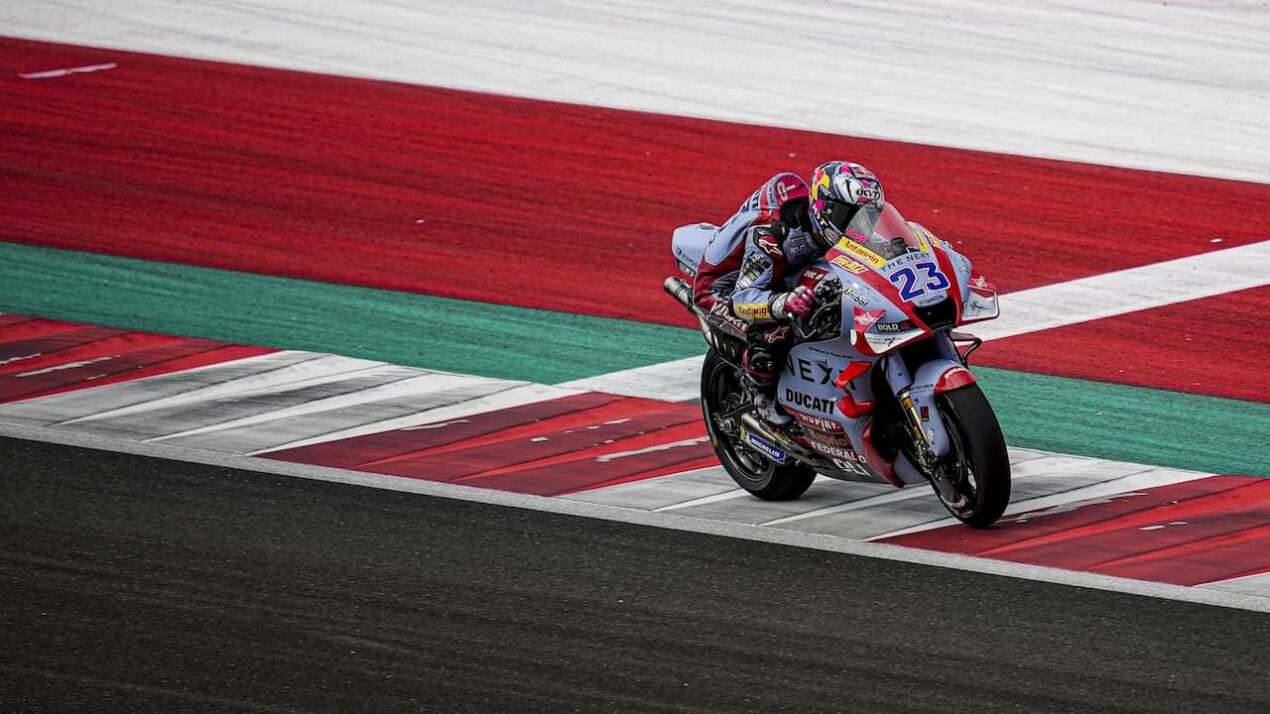 Orari qualifiche MotoGP Valencia oggi 5 novembre su Sky e TV8