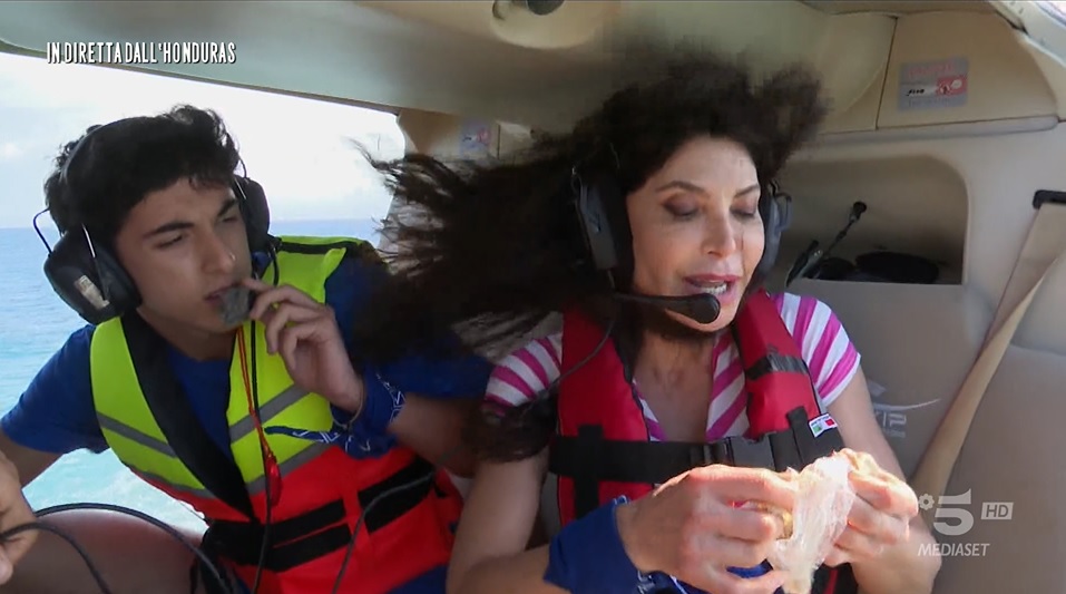 Carmen Di Pietro, retroscena sul figlio all’Isola dei Famosi: di cosa si tratta? Carmen Di Pietro, retroscena sul figlio all’Isola dei Famosi: di cosa si tratta?