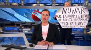 donna tg russo denuncia guerra