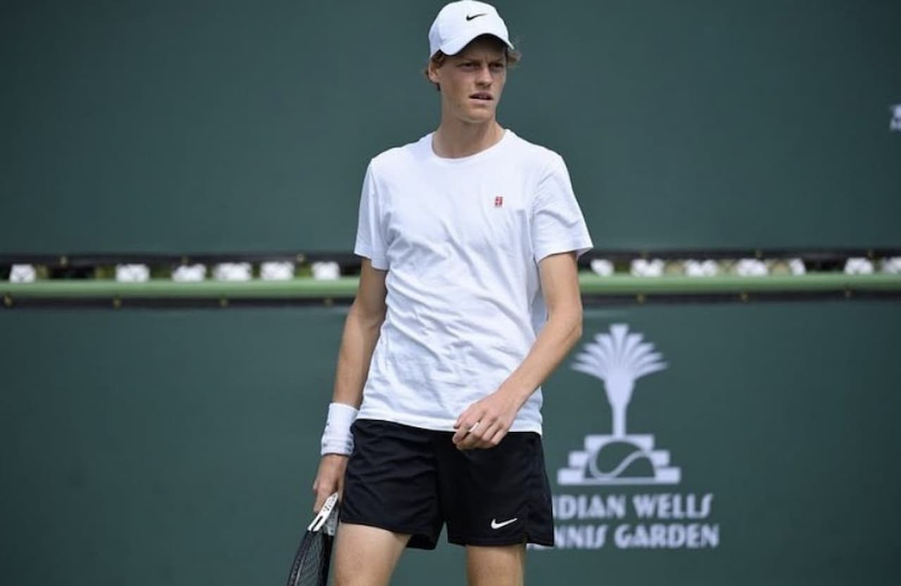 Jannick Sinner in allenamento a Indian Wells