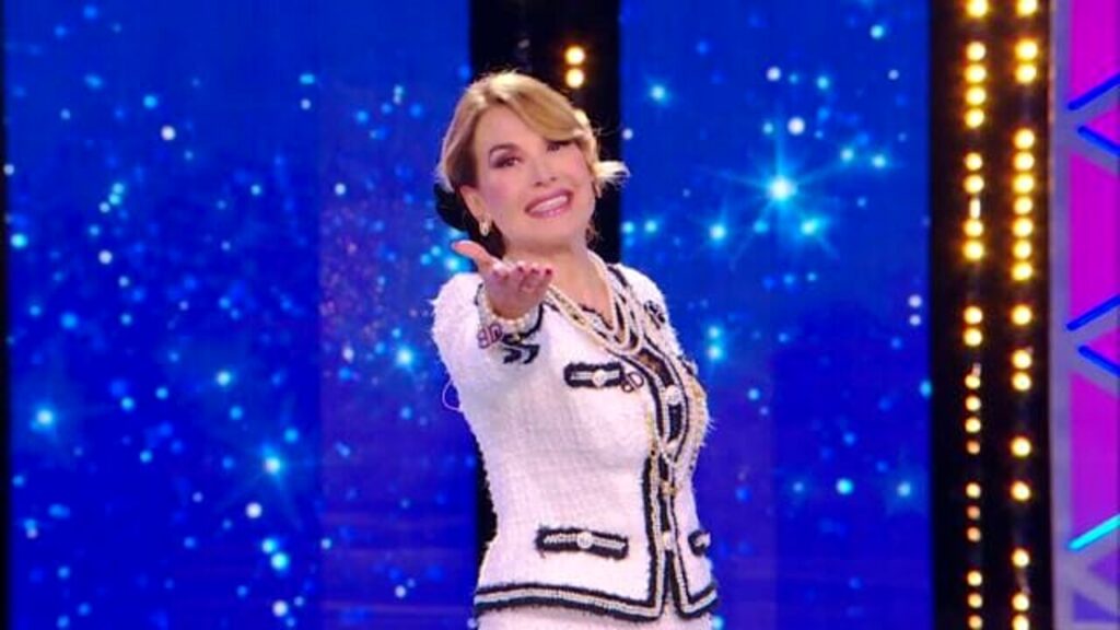 Barbara d'Urso conduttrice La Pupa e il Secchione Show