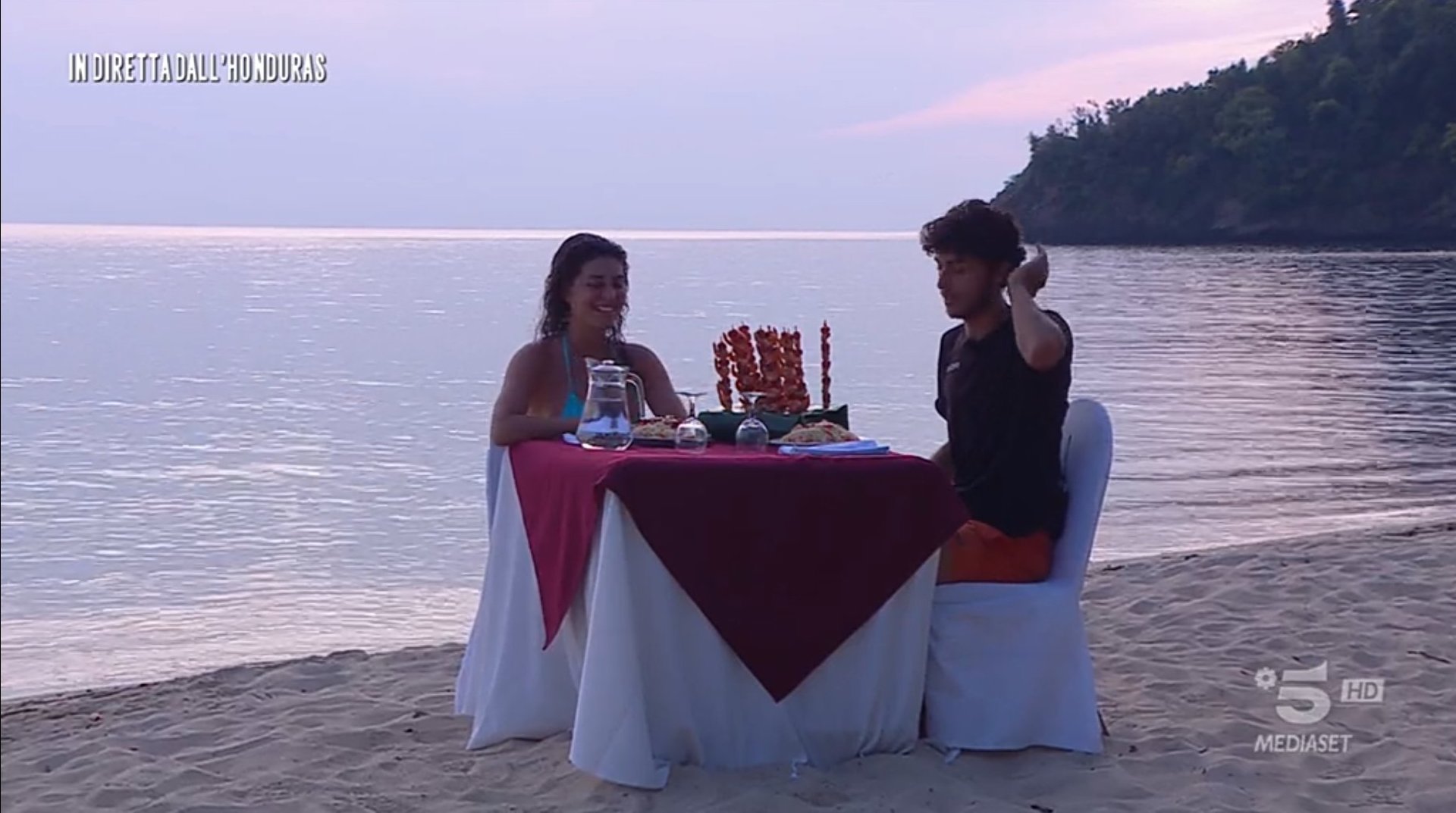 Maria Laura De Vitis all’Isola 16: “Sono sempre stata rifiutata” Maria Laura De Vitis all’Isola 16: “Sono sempre stata rifiutata”