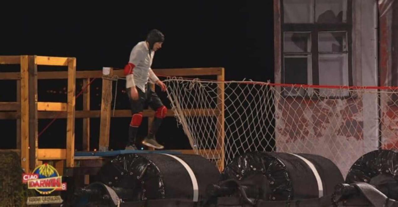 L'avvocatessa dell'infortunato a Ciao Darwin fa chiarezza: "Due telefonate"