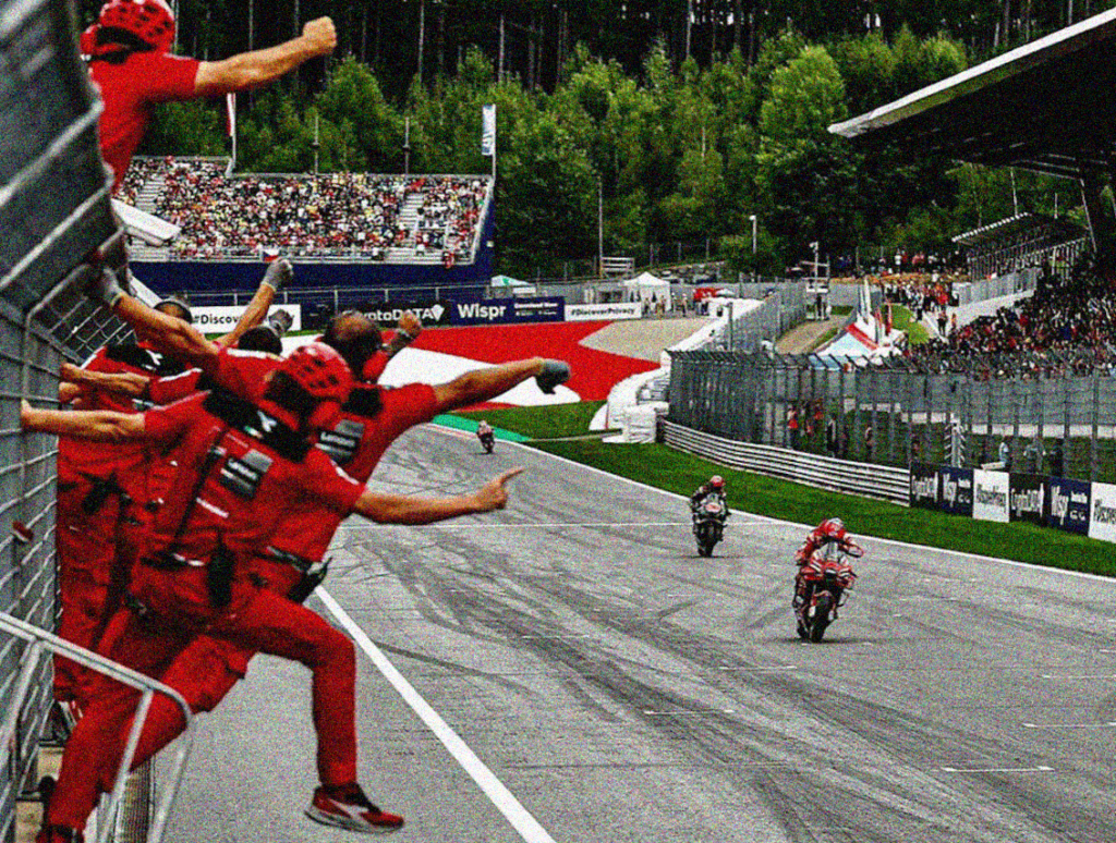 Pecco Bagnaia vince su Ducati al Gran Premio d'Austria 2022 della MotoGP