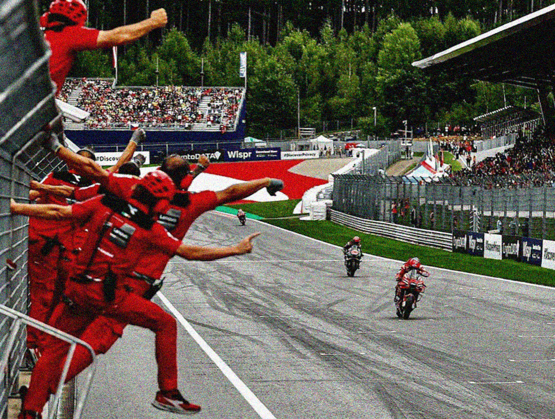 Pecco Bagnaia vince su Ducati al Gran Premio d'Austria 2022 della MotoGP