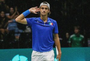 Lorenzo Musetti in Coppa Davis a Bologna