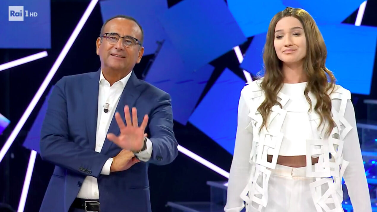 Tale e Quale Show, Samira Lui sbiancata: Conti lancia una stoccata sul blackface