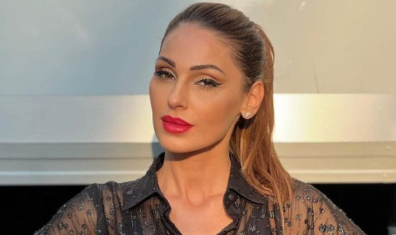 Anna Tatangelo finisce nel mirino di Vincenzo Di Lucia: "Era cattiva"