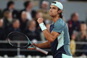 lorenzo musetti atp napoli