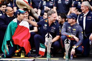 red bull festeggia la vittoria del mondiale costruttori di formula 1 nel 2022