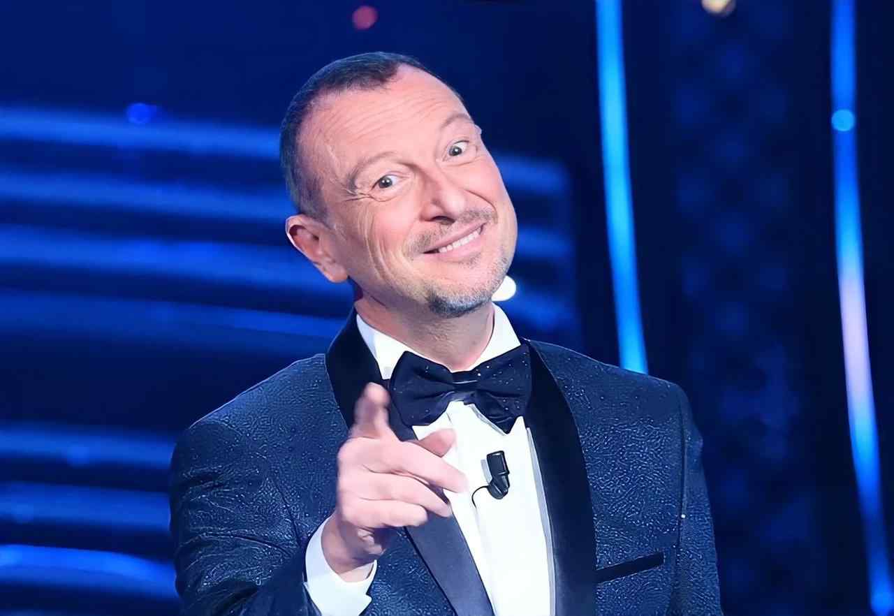 Amadeus smentisce le voci: resta alla Rai e promette una sorpresa a Viva Rai2! Amadeus smentisce le voci: resta alla Rai e promette una sorpresa a Viva Rai2!