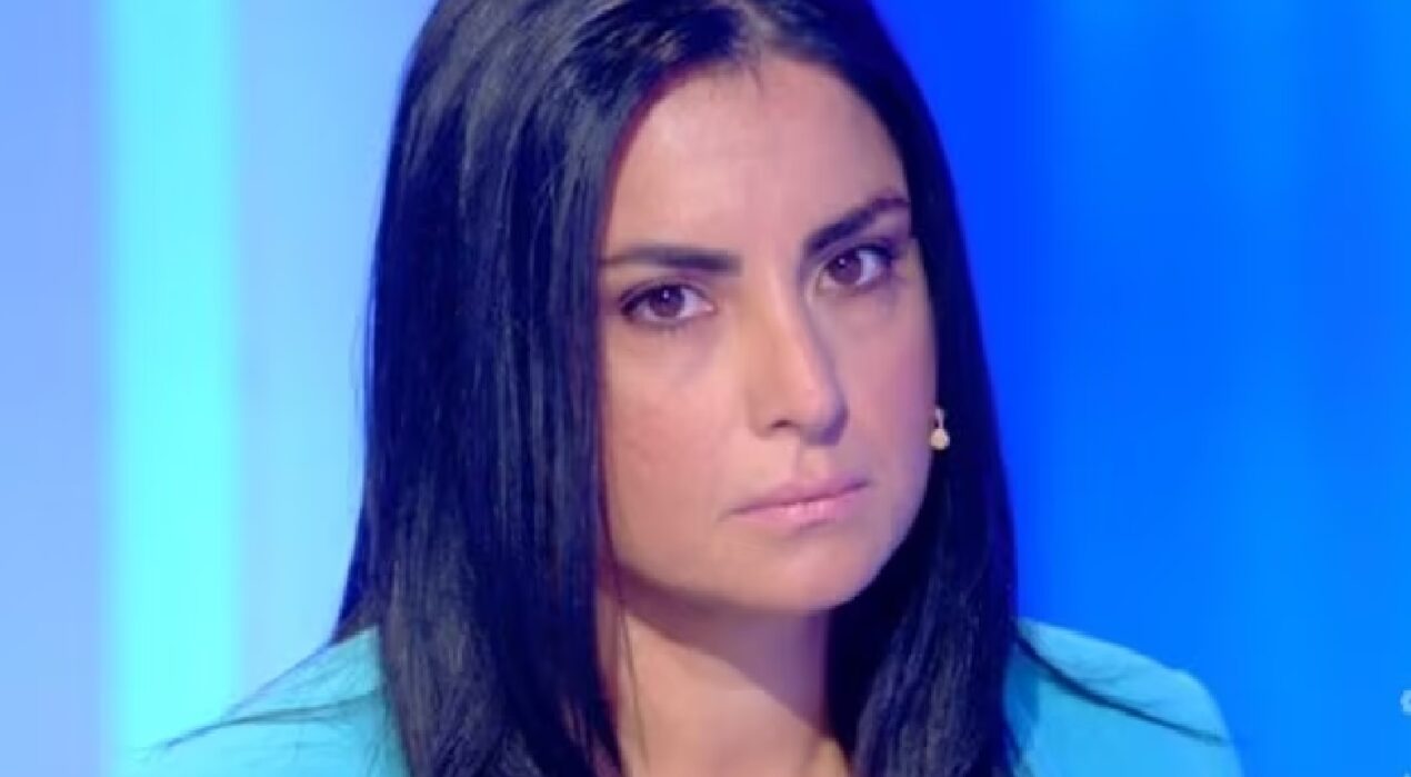 A C’è Posta Per Te il figlio chiude la busta, ma poi accade l’impensabile